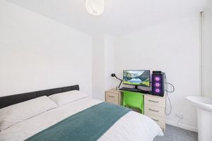 Photo 13- click for photo gallery